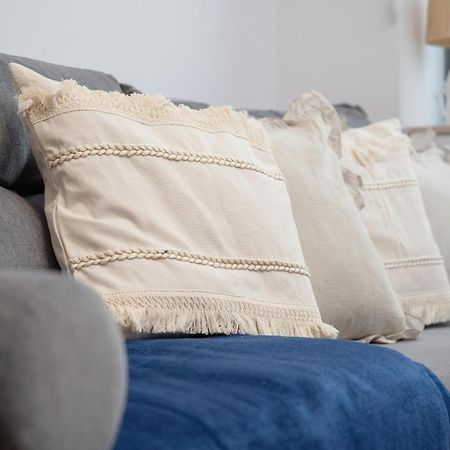 Trendy Studios With Home Office Near Wroclaw Main Station By Noclegi Renters Екстериор снимка