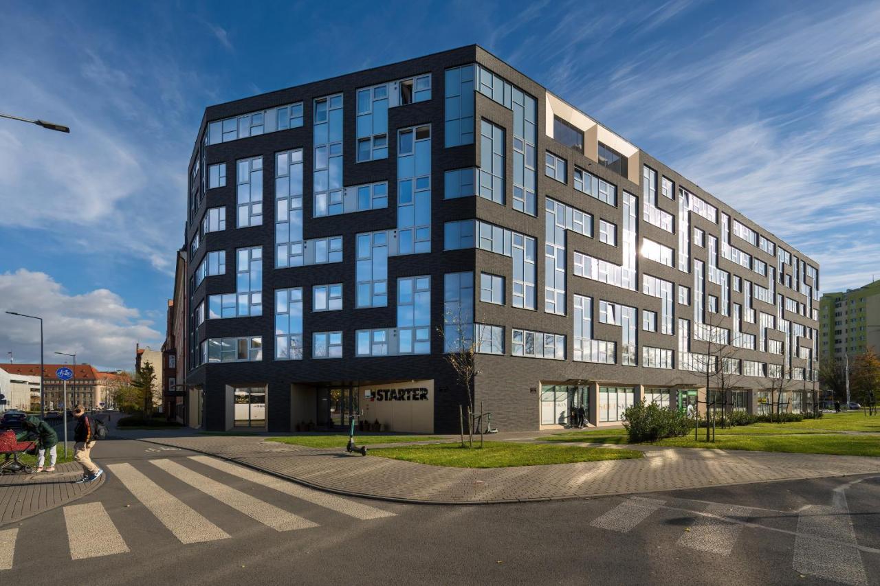 Trendy Studios With Home Office Near Wroclaw Main Station By Noclegi Renters Екстериор снимка