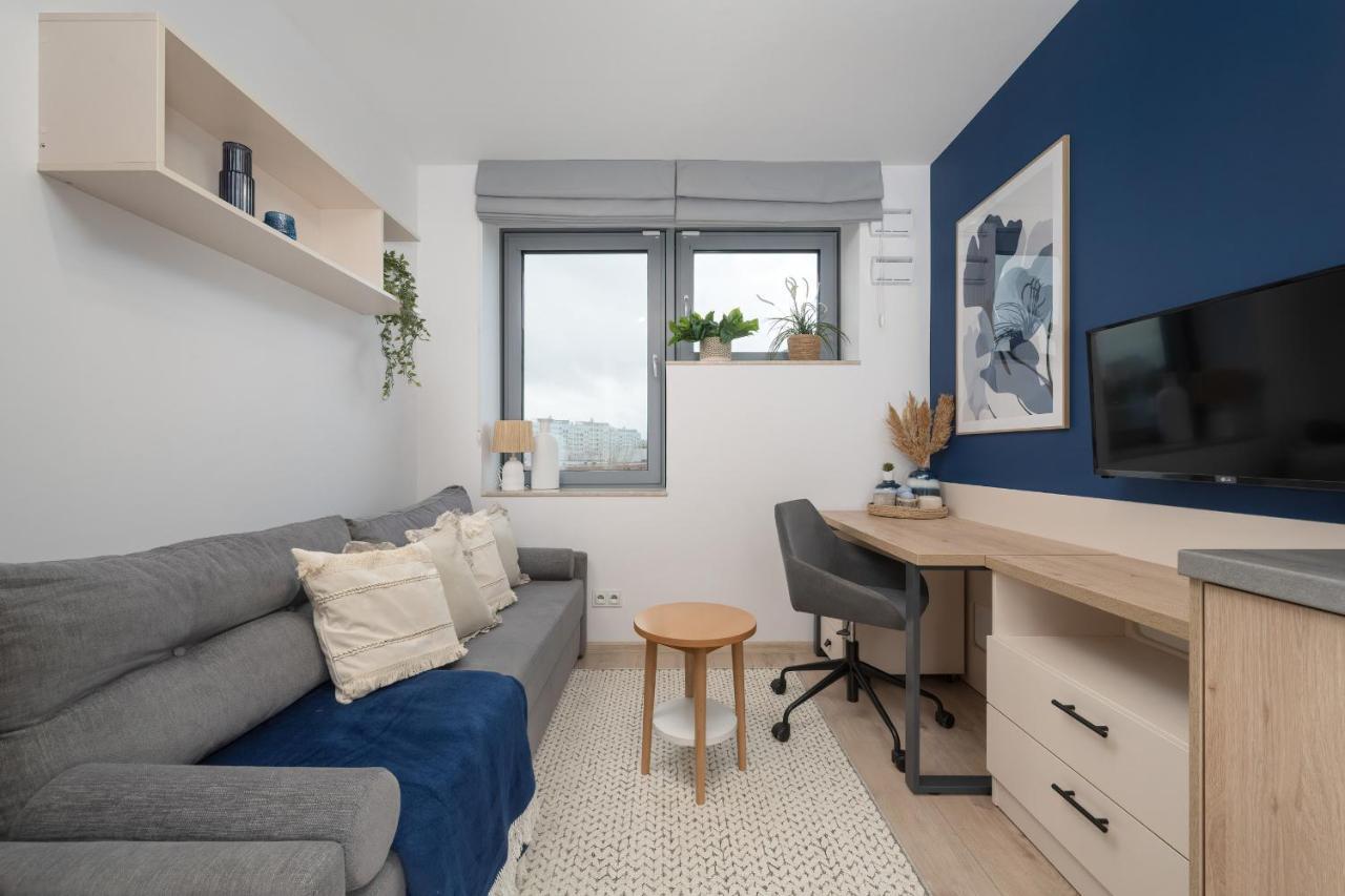 Trendy Studios With Home Office Near Wroclaw Main Station By Noclegi Renters Екстериор снимка