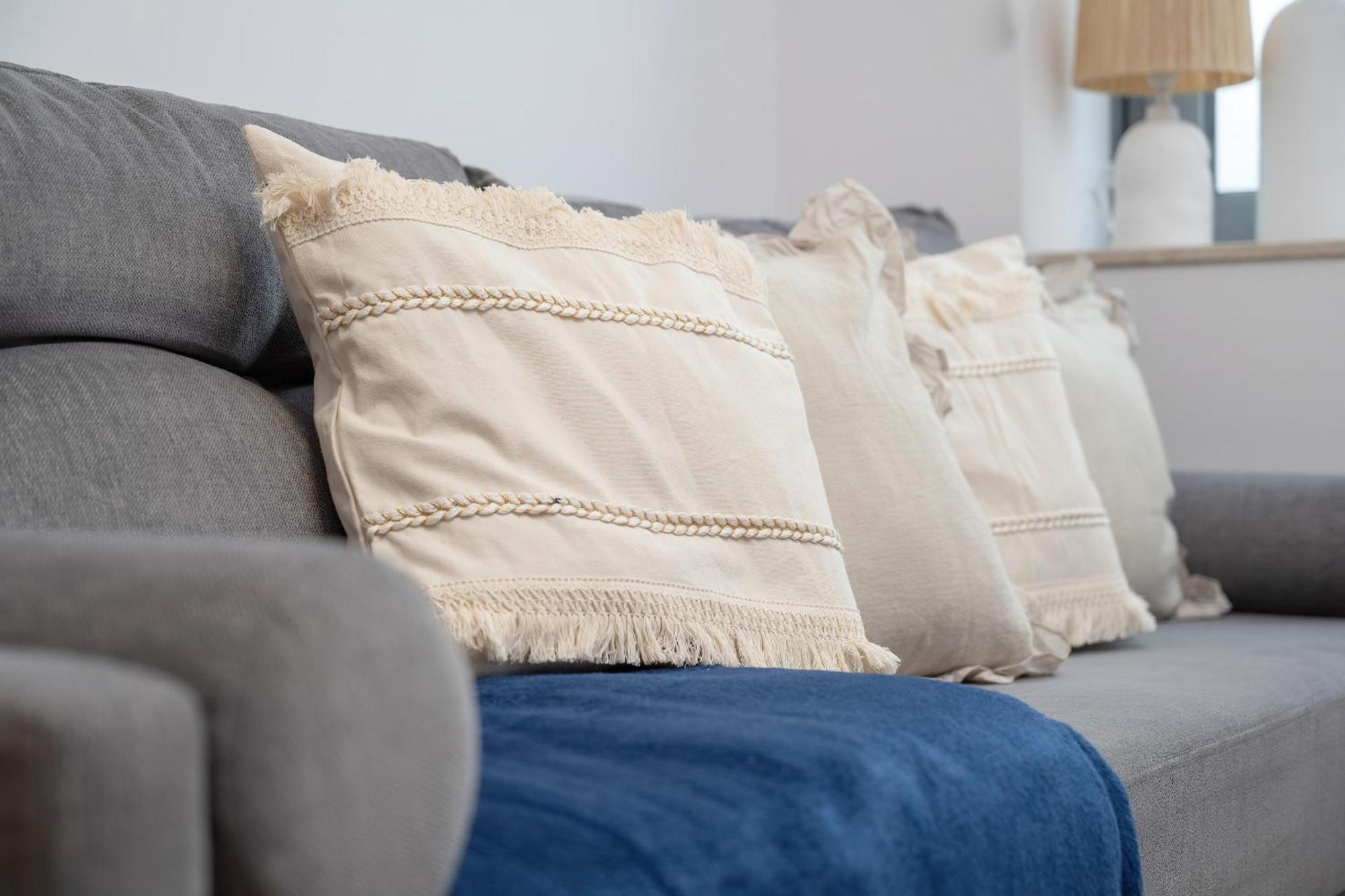 Trendy Studios With Home Office Near Wroclaw Main Station By Noclegi Renters Екстериор снимка